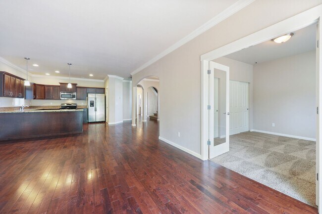 Building Photo - 4335 17th Way NE
