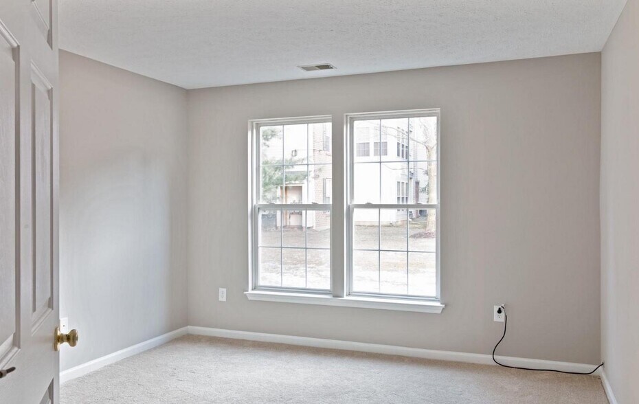 Building Photo - 9745 Reese Farm Rd