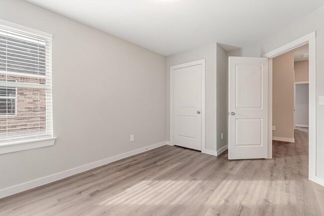 Building Photo - Your Perfect Home Awaits – 3BR/2BA Across ...