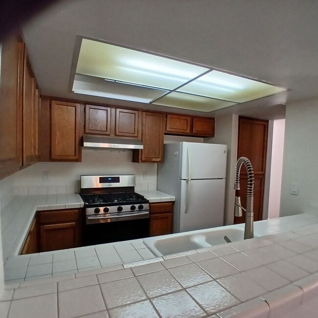 Building Photo - Scripps Westview Condo