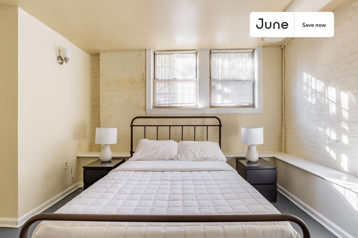 Building Photo - 1811 S Street NorthWest