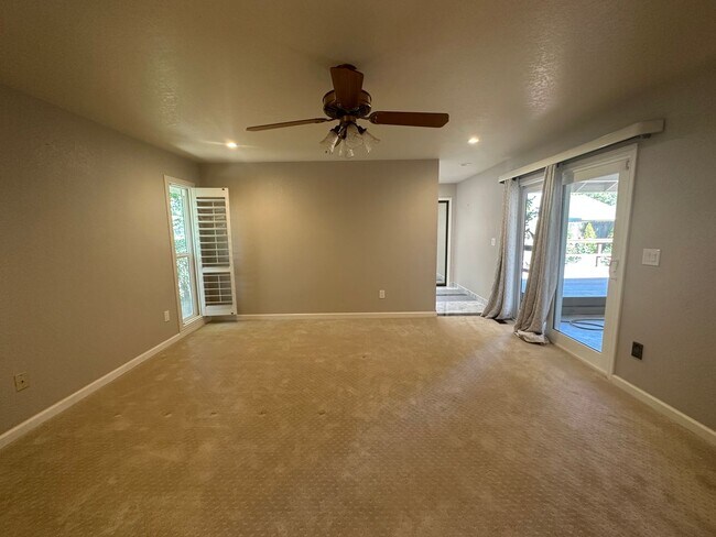 Building Photo - 2601 Bardolino Ln