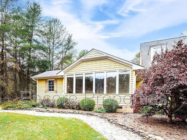 Building Photo - 105 Baybrook Ct