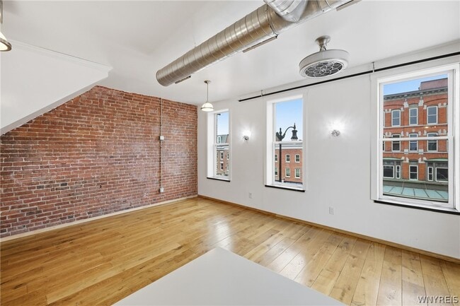 Building Photo - 110 Genesee St