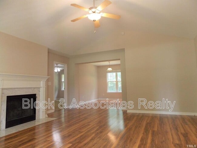 Building Photo - 2506 Patton Ln