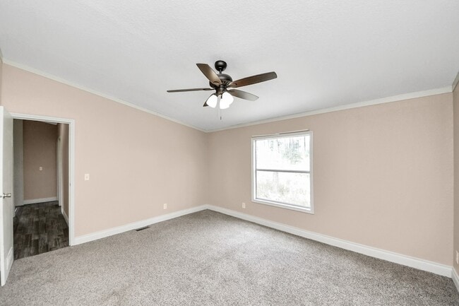 Building Photo - 524 Rd 5253