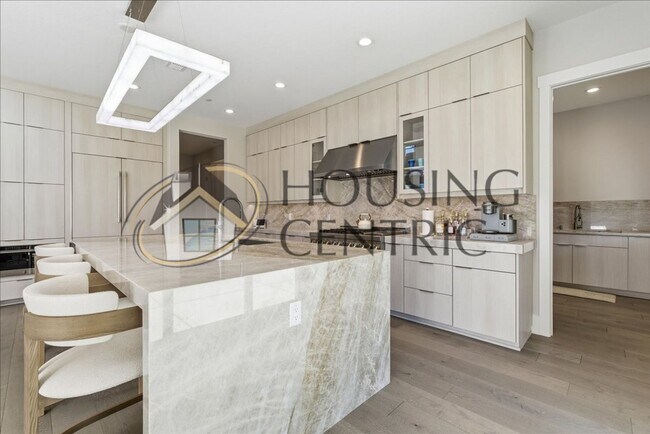 Building Photo - Unparalleled Executive Luxury Rental Home in Gated Community