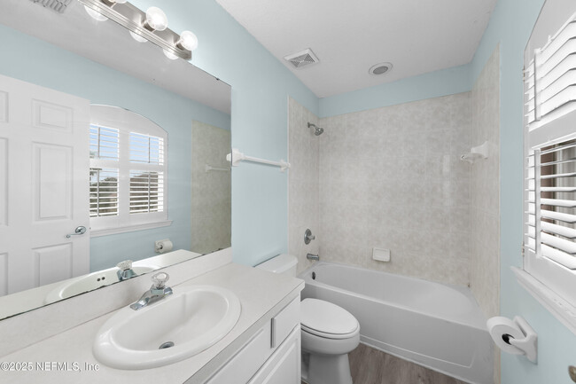 Building Photo - 14443 Pelican Bay Ct