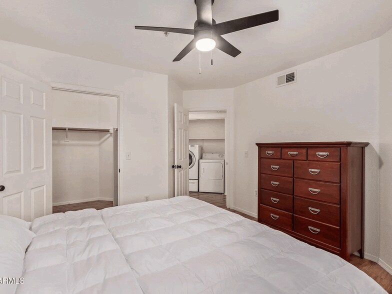 Building Photo - 3848 N 3rd Ave