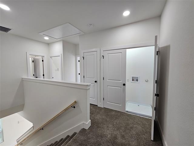 Building Photo - 616 W Avenue F