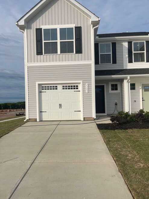 Building Photo - 1151 Robins Nest Dr