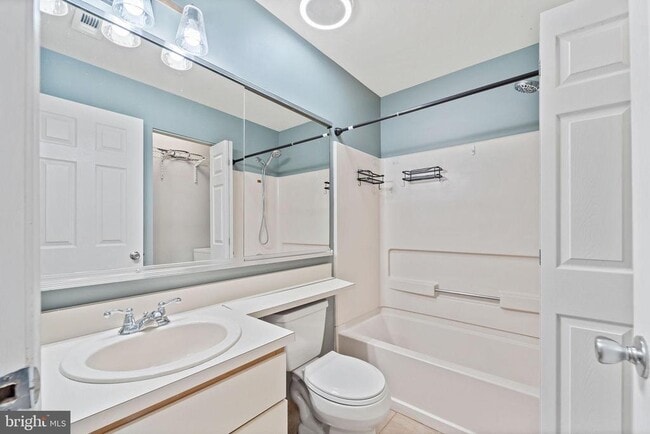 Building Photo - 509 Cascade Ct