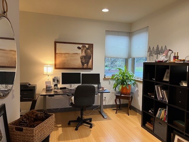 Building Photo - 26 Mosier Creek Pl