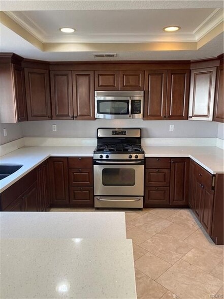 Building Photo - 26732 Kicking Horse Dr