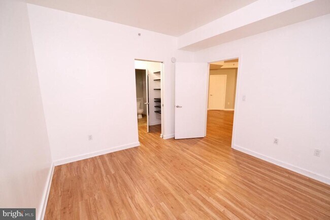 Building Photo - 1300 13th St NW