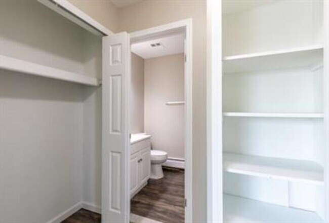 Building Photo - 1778 Goddard Rd