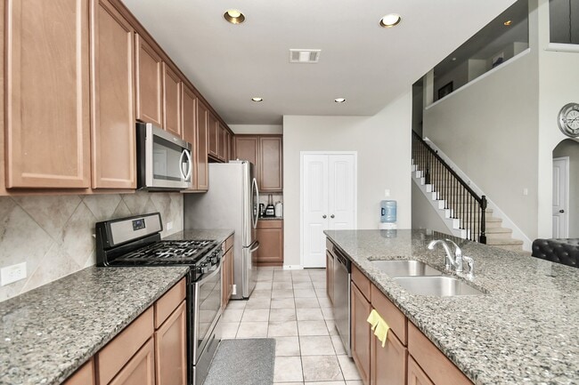 Building Photo - 8002 Mesquite Hill Ln