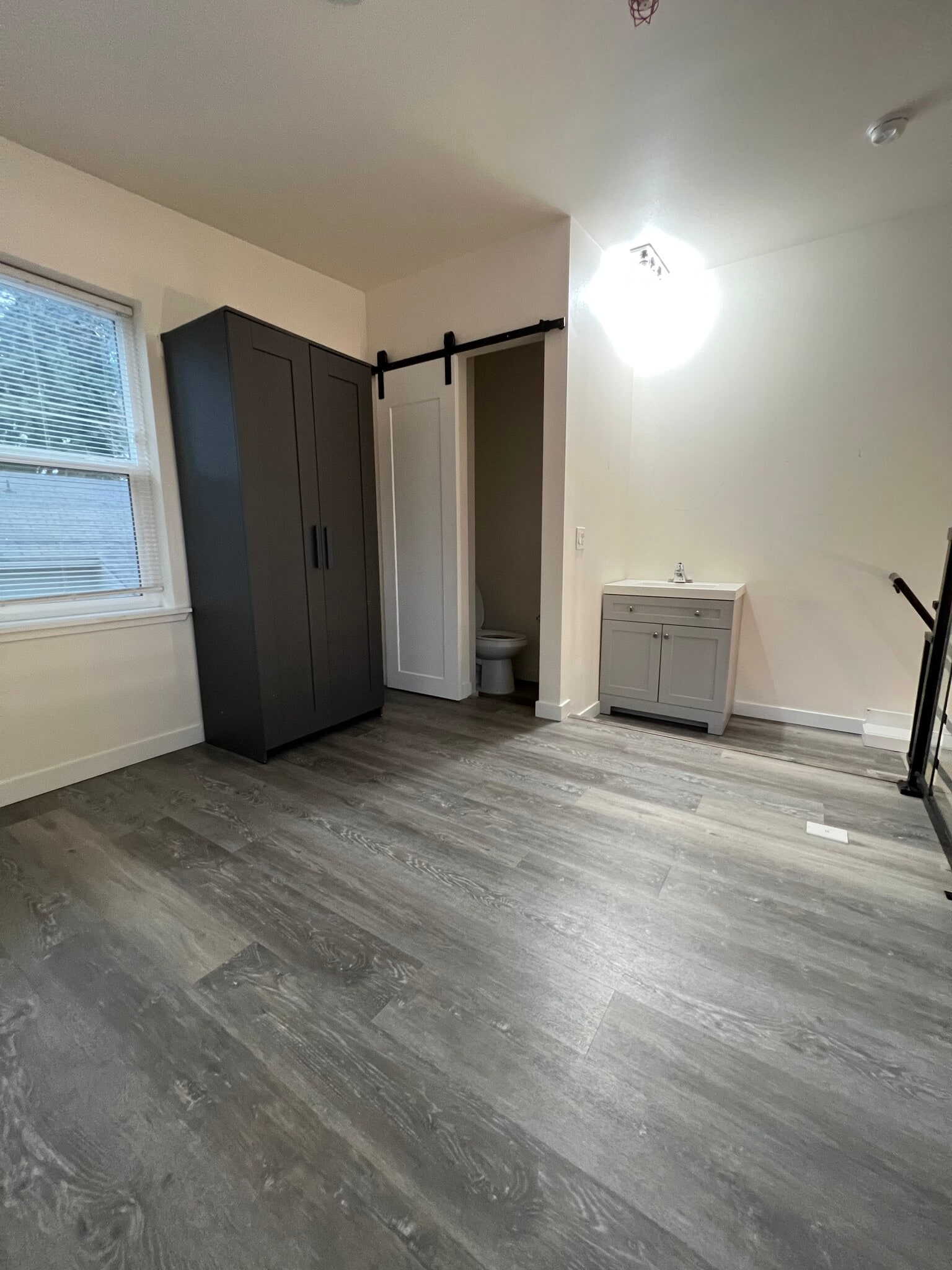 Building Photo - 10734 Stone Ave N