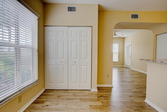 Building Photo - 20102 Harbour Vista Cir