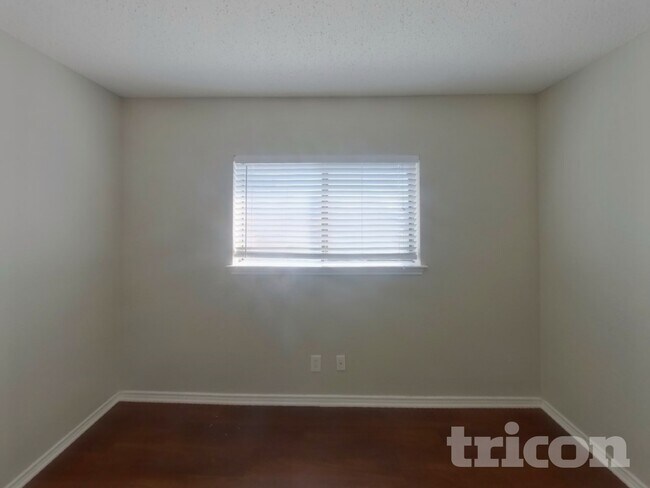 Building Photo - 6401 Freedom Ct