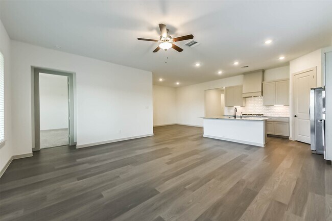 Building Photo - 3413 Daily Harvest Dr