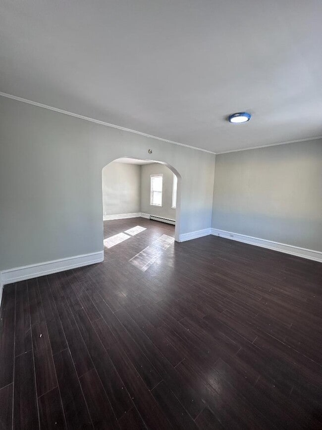 Building Photo - 56 Kent Ln