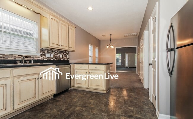 Building Photo - 9724 Moonlight Dr