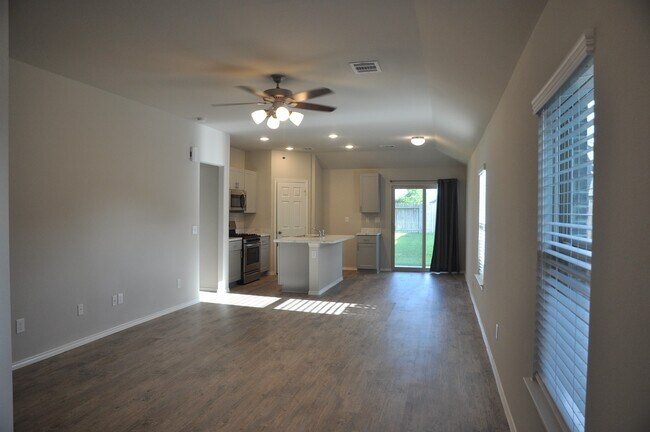 Building Photo - 23327 Briarstone Hbr Trl