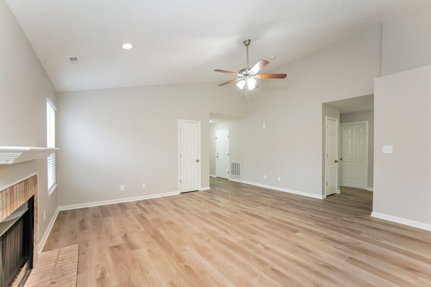 Building Photo - 6430 Glory Maple Ln