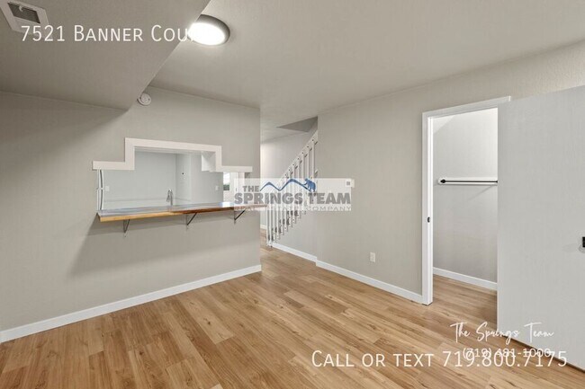 Building Photo - 7521 Banner Ct