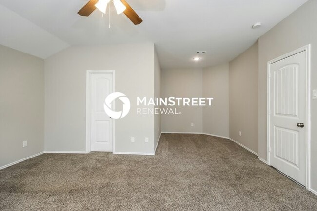 Building Photo - 1707 Grand Plaza Dr