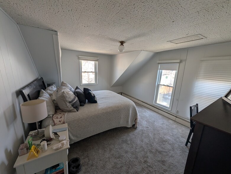 Building Photo - 1530 Pine St