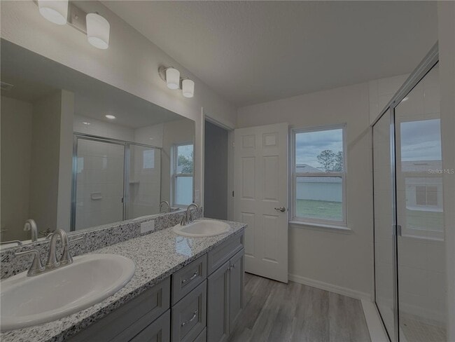 Building Photo - 678 Walkertown Dr