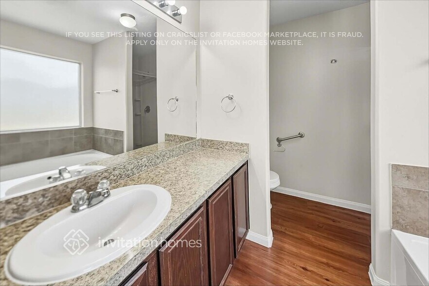 Building Photo - 4026 Hawthorn Glen Ct