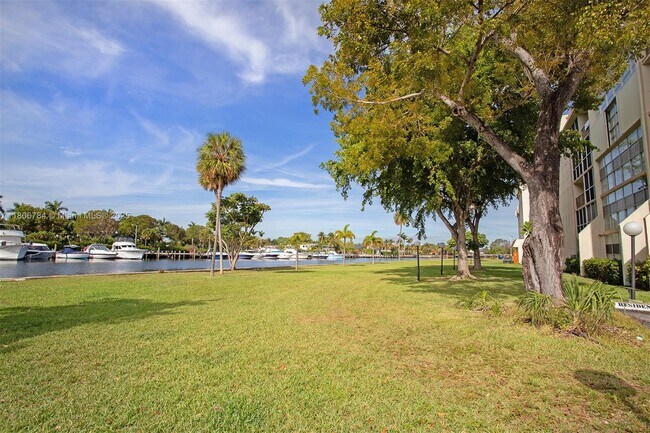 Building Photo - 601 Three Islands Boulevard