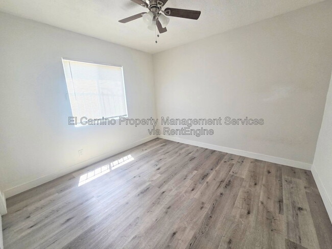 Building Photo - 7722 Walker Ave