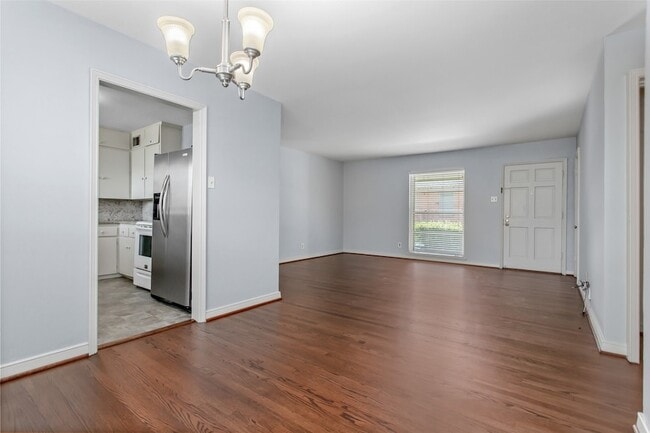 Building Photo - 6556 St Moritz Ave