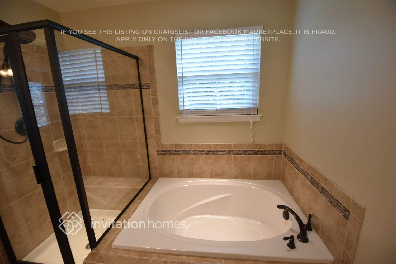 Building Photo - 7678 W Berkeley Rd