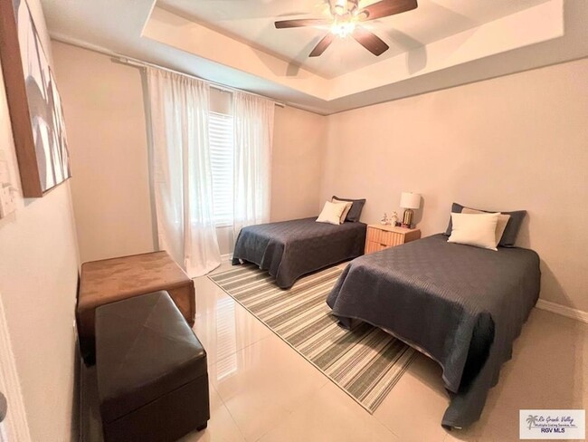 Building Photo - 216 Gilson Rd