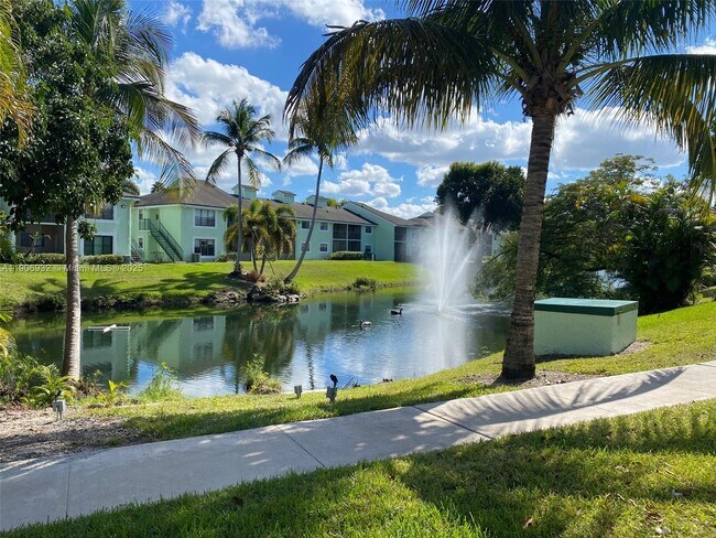 Building Photo - 4090 N Pine Island Rd