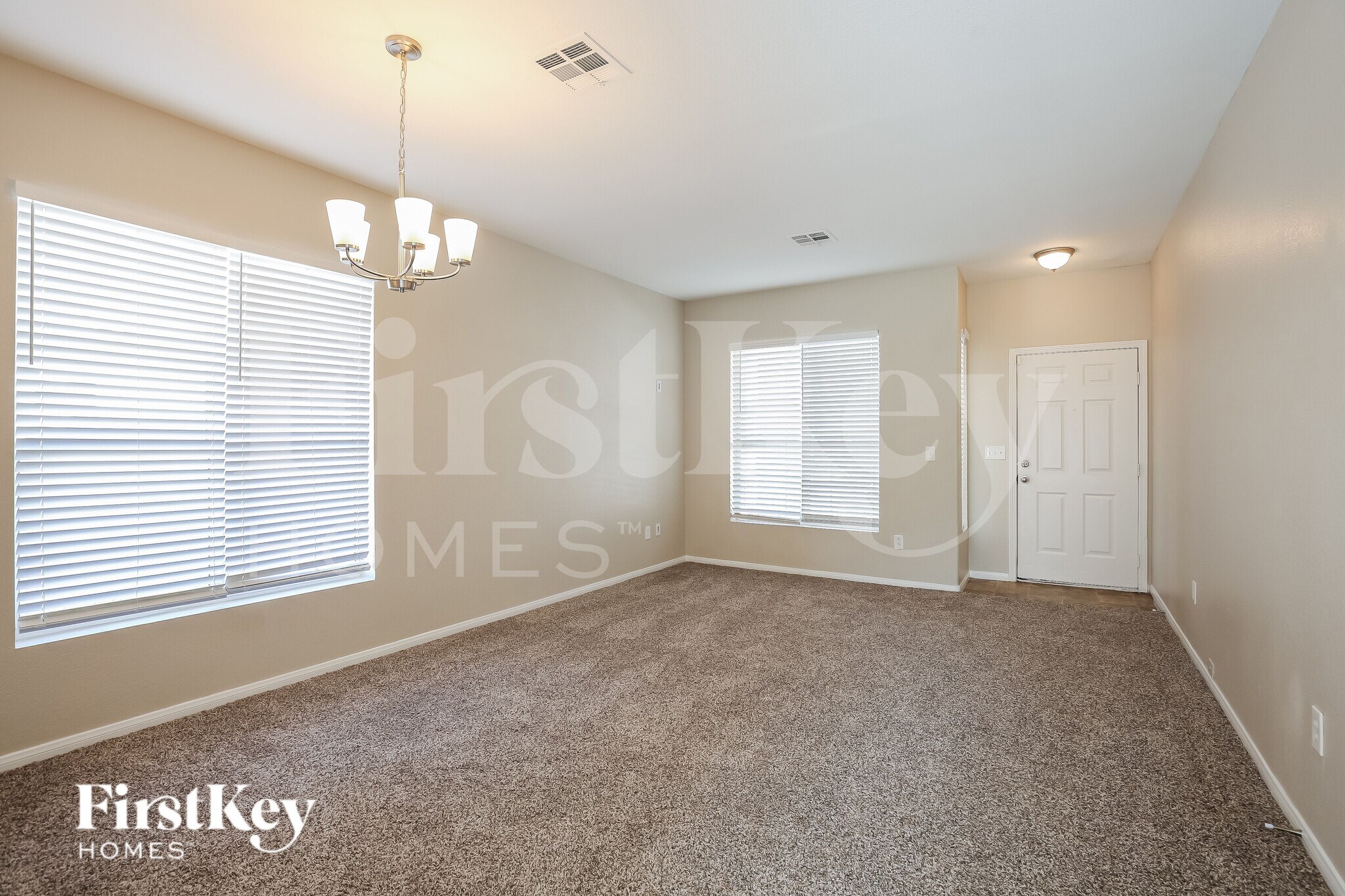 Building Photo - 1620 Knoll Heights Ct