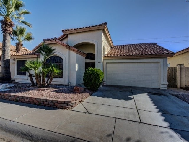Primary Photo - 3603 N 107th Dr