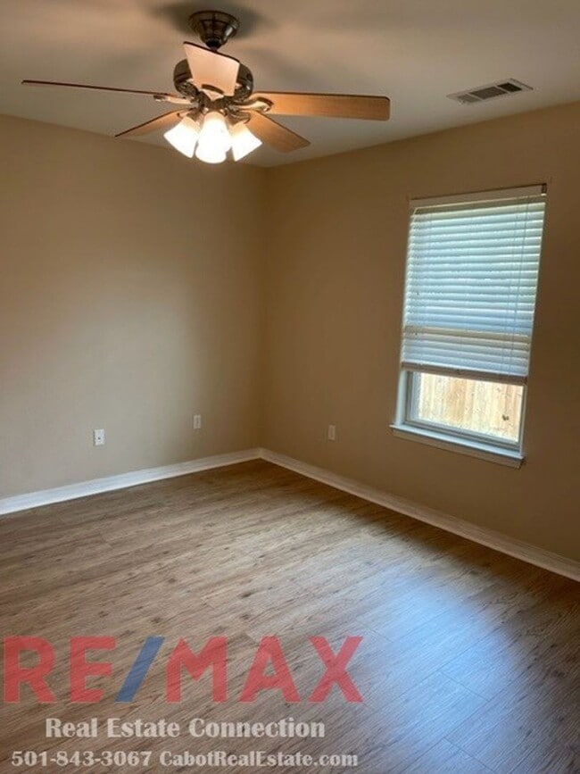 Building Photo - 59 Hickory Bend Dr
