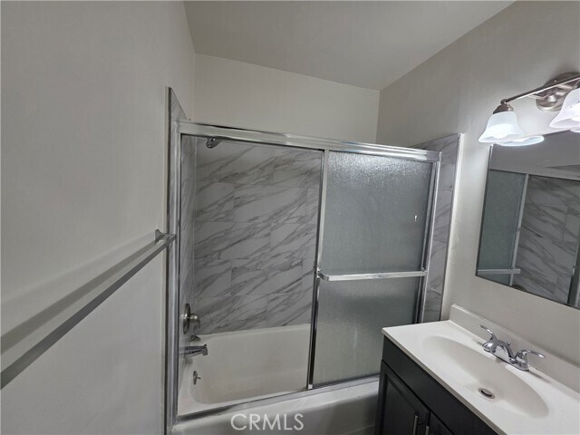 Building Photo - 20754 Hartland St