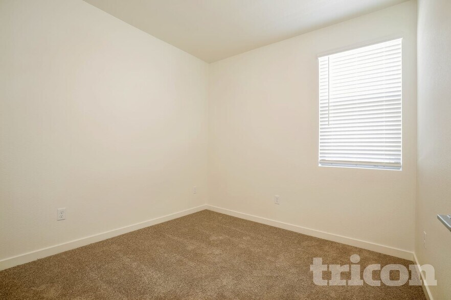 Building Photo - 773 Desert Sage Ct