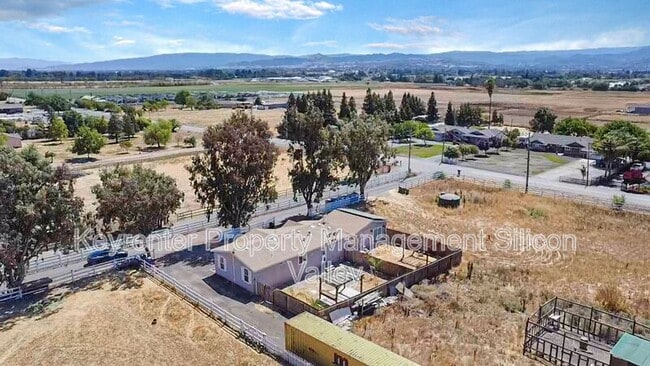 Building Photo - 15928 Foothill Ave