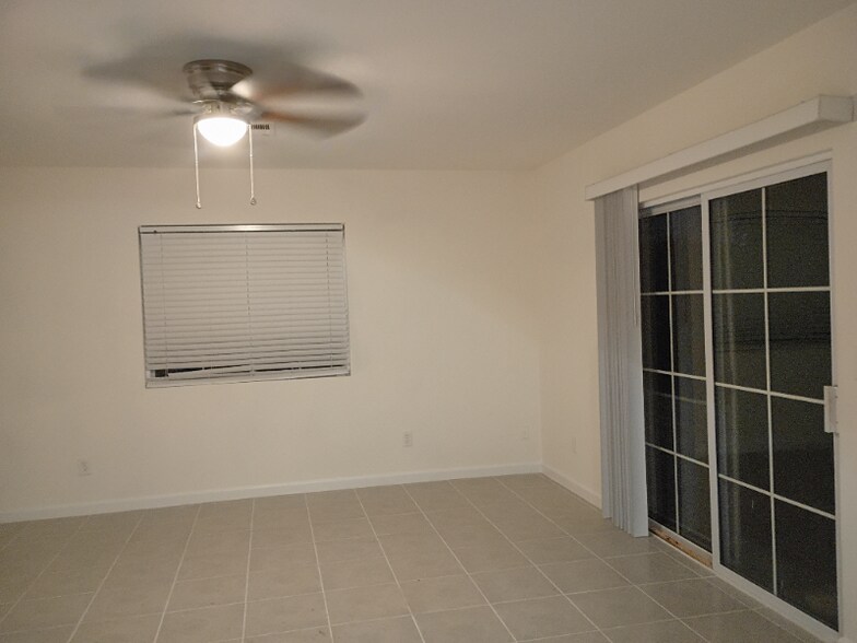 Building Photo - 5605 Layton Dr