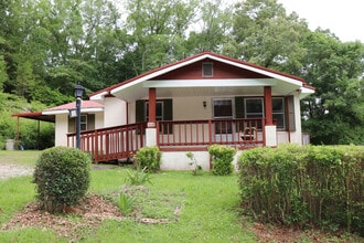 Building Photo - 612 E G St