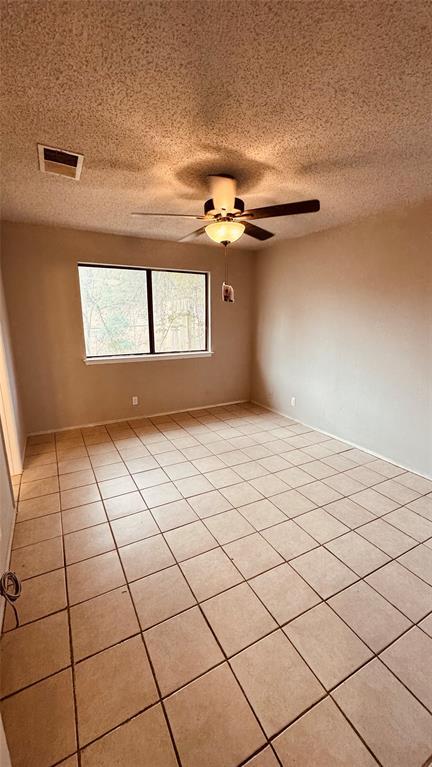 Building Photo - 11320 Walnut Ridge Dr