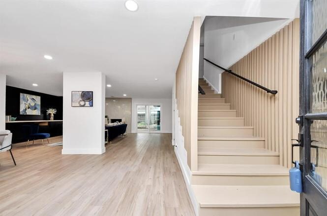 Building Photo - 5614 Oakhaven Ln